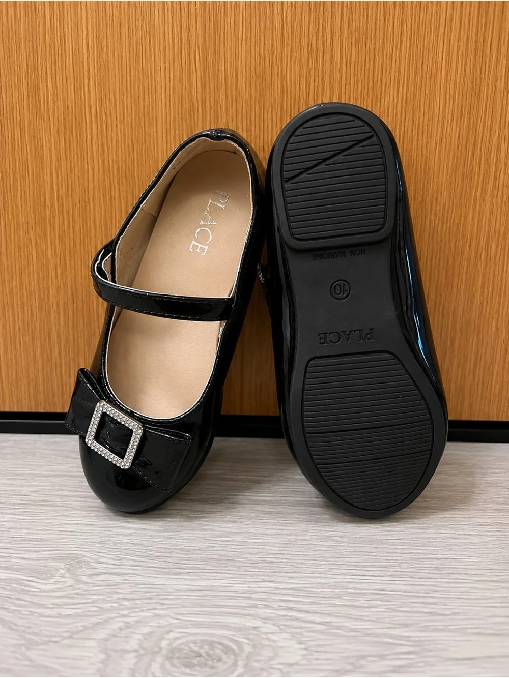 Place Black Patent Mary Jane Shoes with Rhinestone Buckle